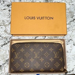 Large LV Wallet